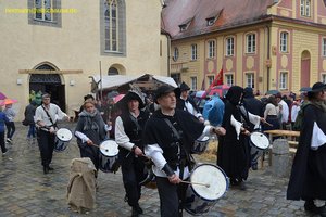 nik_051440_vz01_hermann.at.altschausa.de_1024_wavpaczvps.jpg